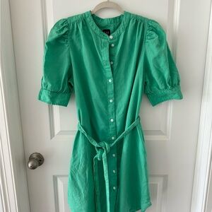 Linen green light dress perfect por summer event, beautiful!!! With pockets!!!
